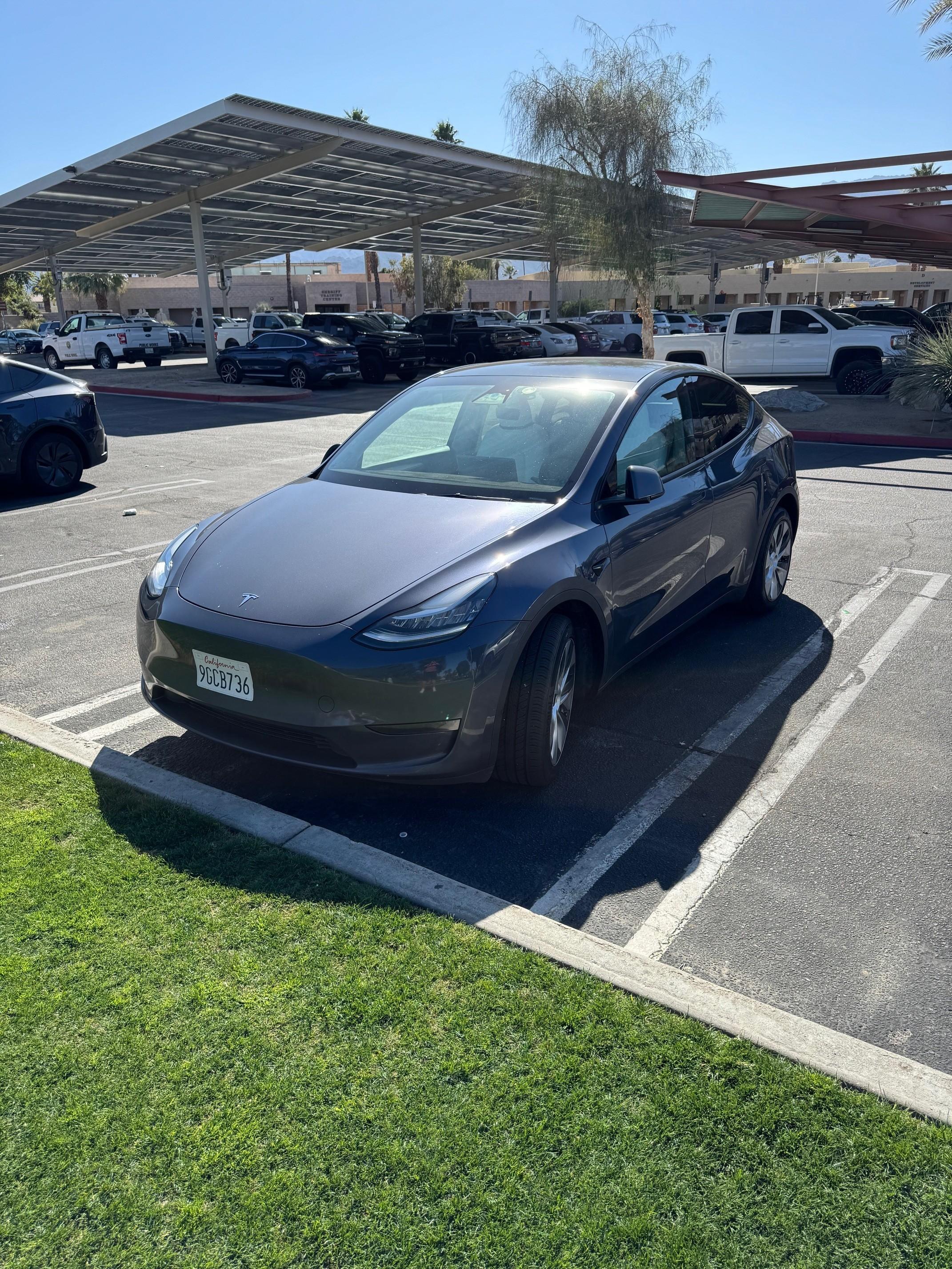 Tesla Model Y 2023 in Palm Desert, CA