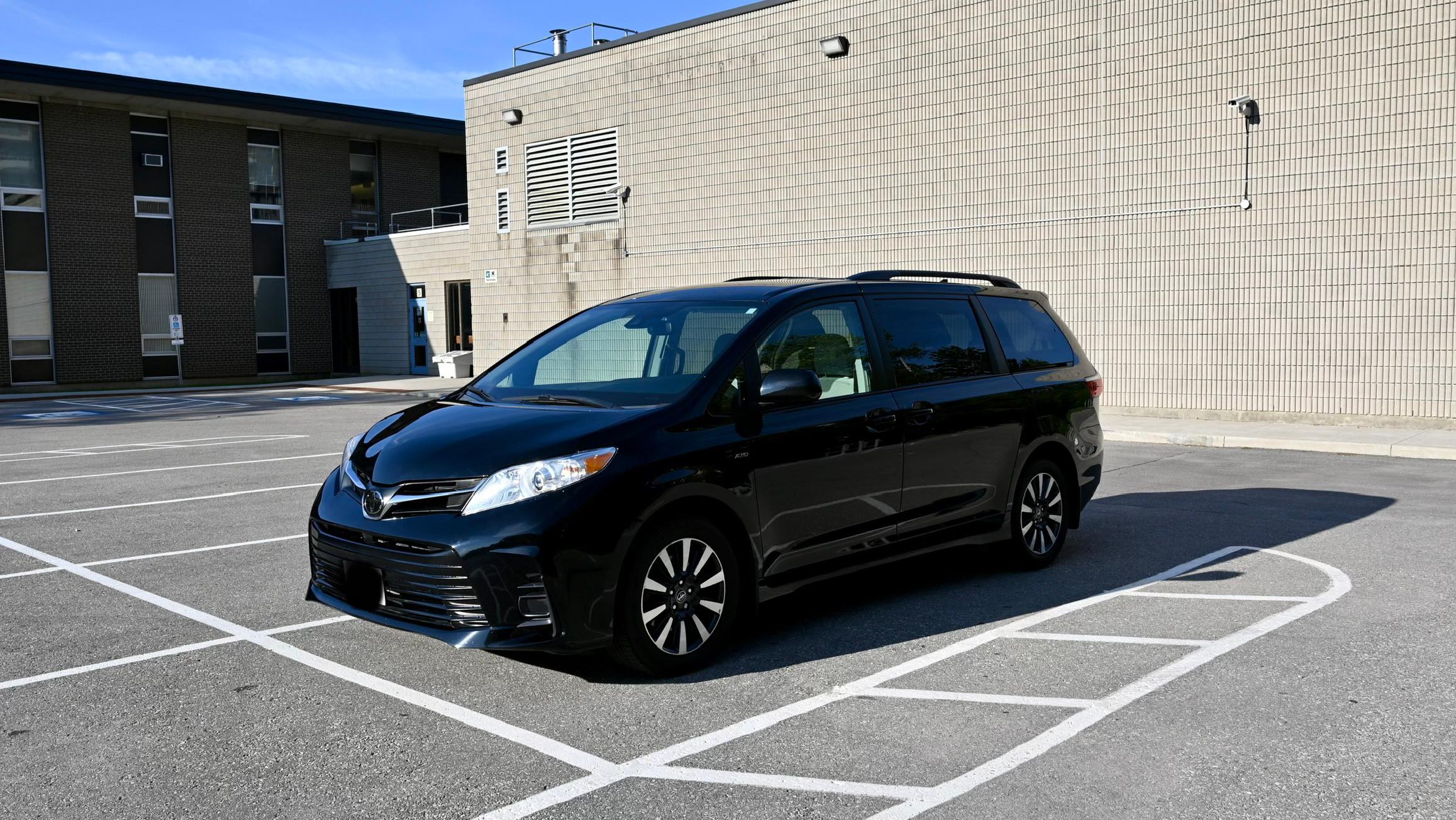 Toyota Sienna 2019 à Toronto, ON