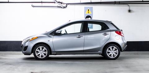 Mazda Mazda2 2013