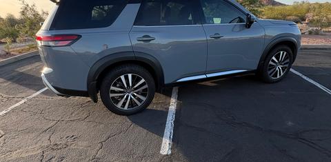 Nissan Pathfinder 2024