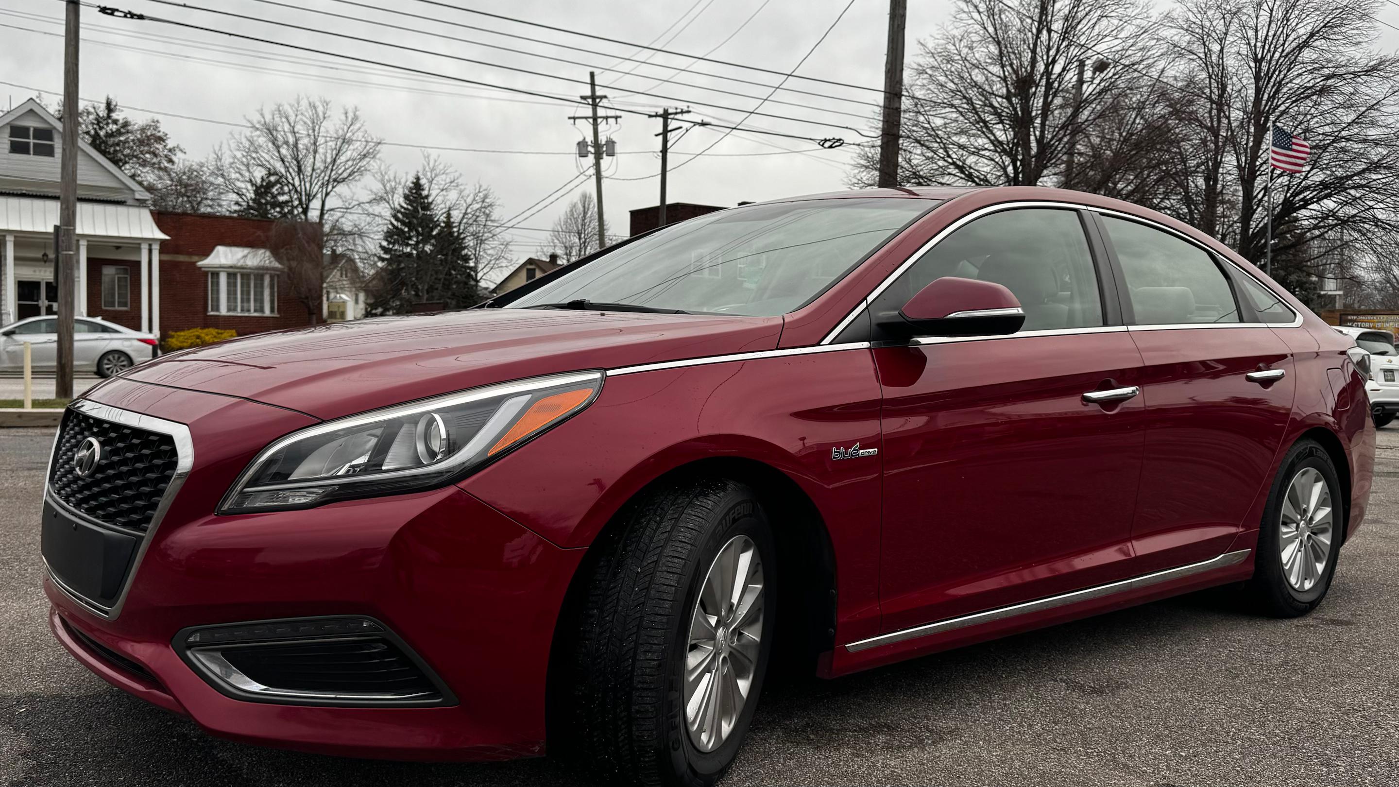 Hyundai Sonata Hybrid 2016 in 