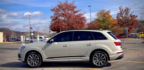 Audi Q7 2023