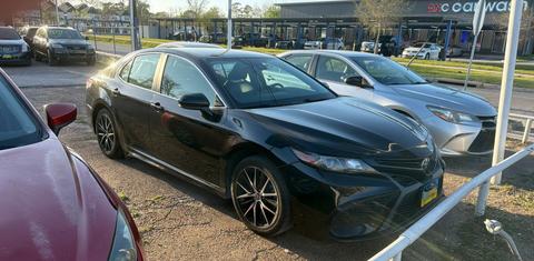 Toyota Camry 2021