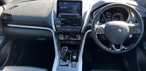 Mitsubishi ECLIPSE CROSS 2024