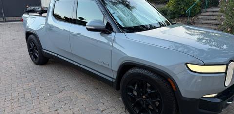 Rivian R1T 2023