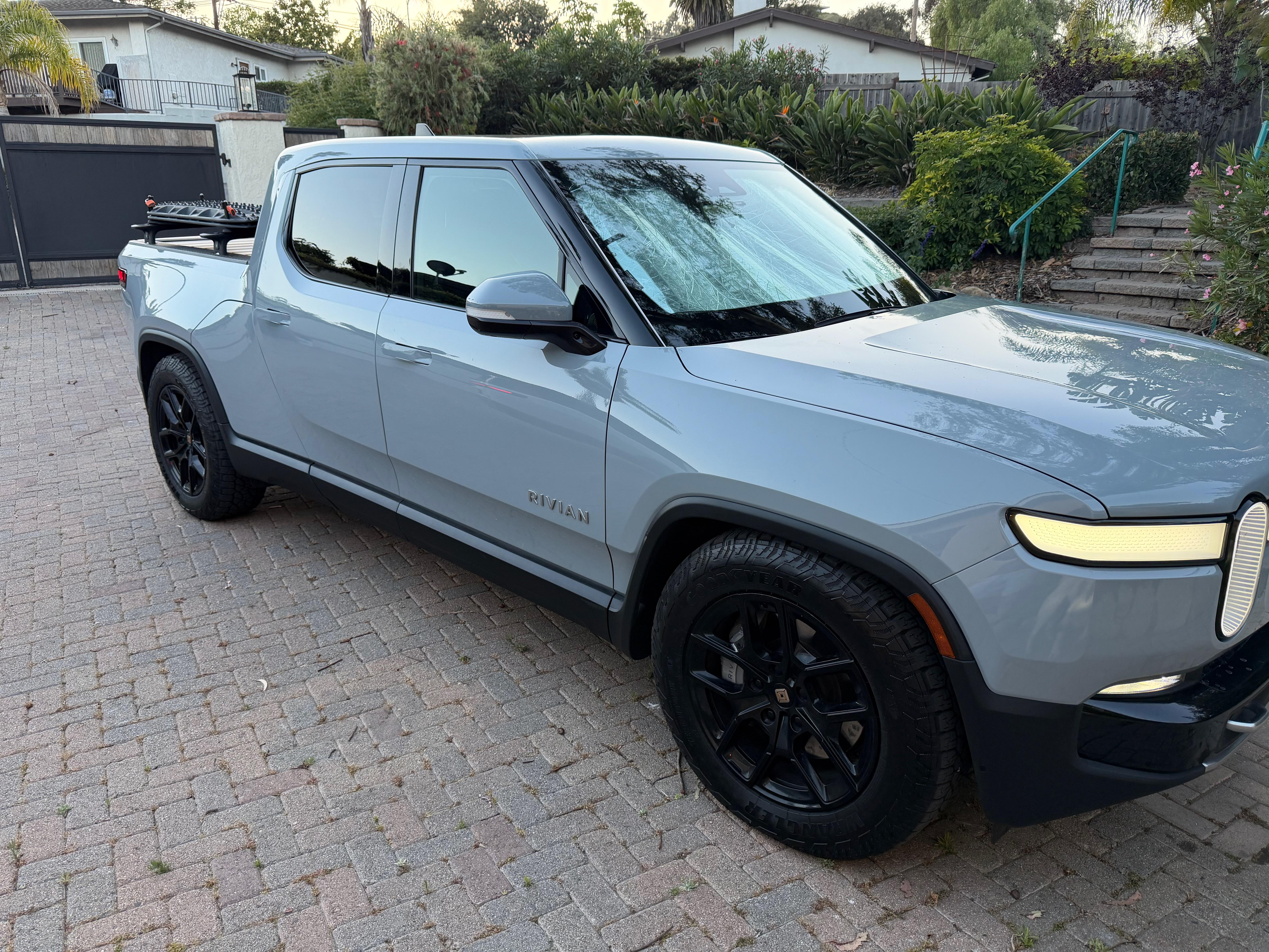 Rivian R1T 2023 in Santa Barbara, CA