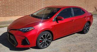Toyota Corolla 2018 — Car rental alternative in Lee's Summit, MO