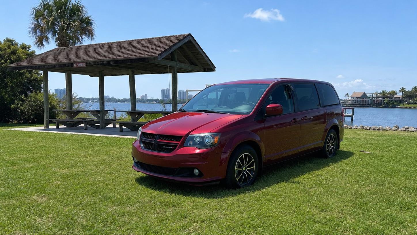 Dodge Grand Caravan 2018 in Daytona Beach, FL