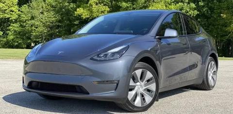 Tesla Model Y 2023