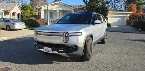 Rivian R1S 2026