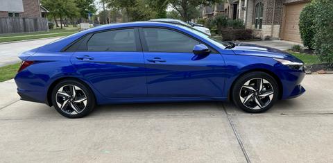 Hyundai Elantra 2023