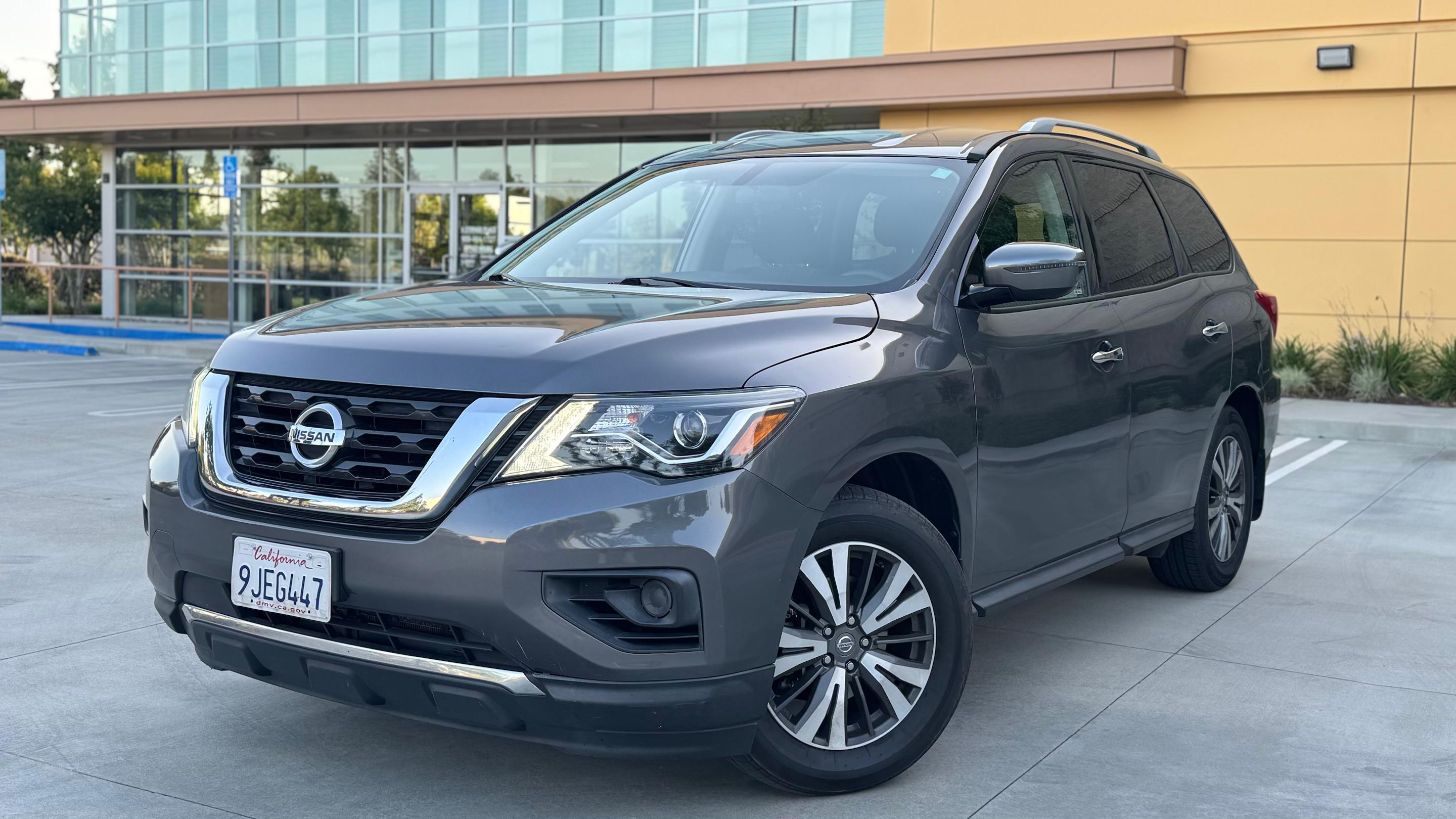 Nissan Pathfinder 2020 in Montclair, CA