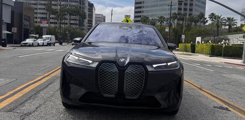 BMW iX 2025