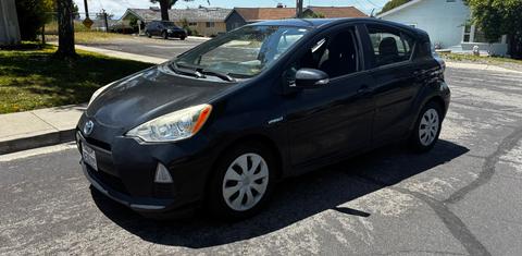 Toyota Prius c 2014