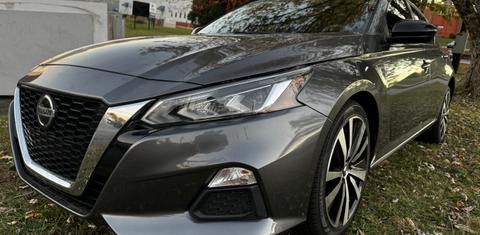 Nissan Altima 2021