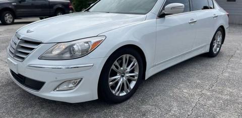 Hyundai Genesis 2012