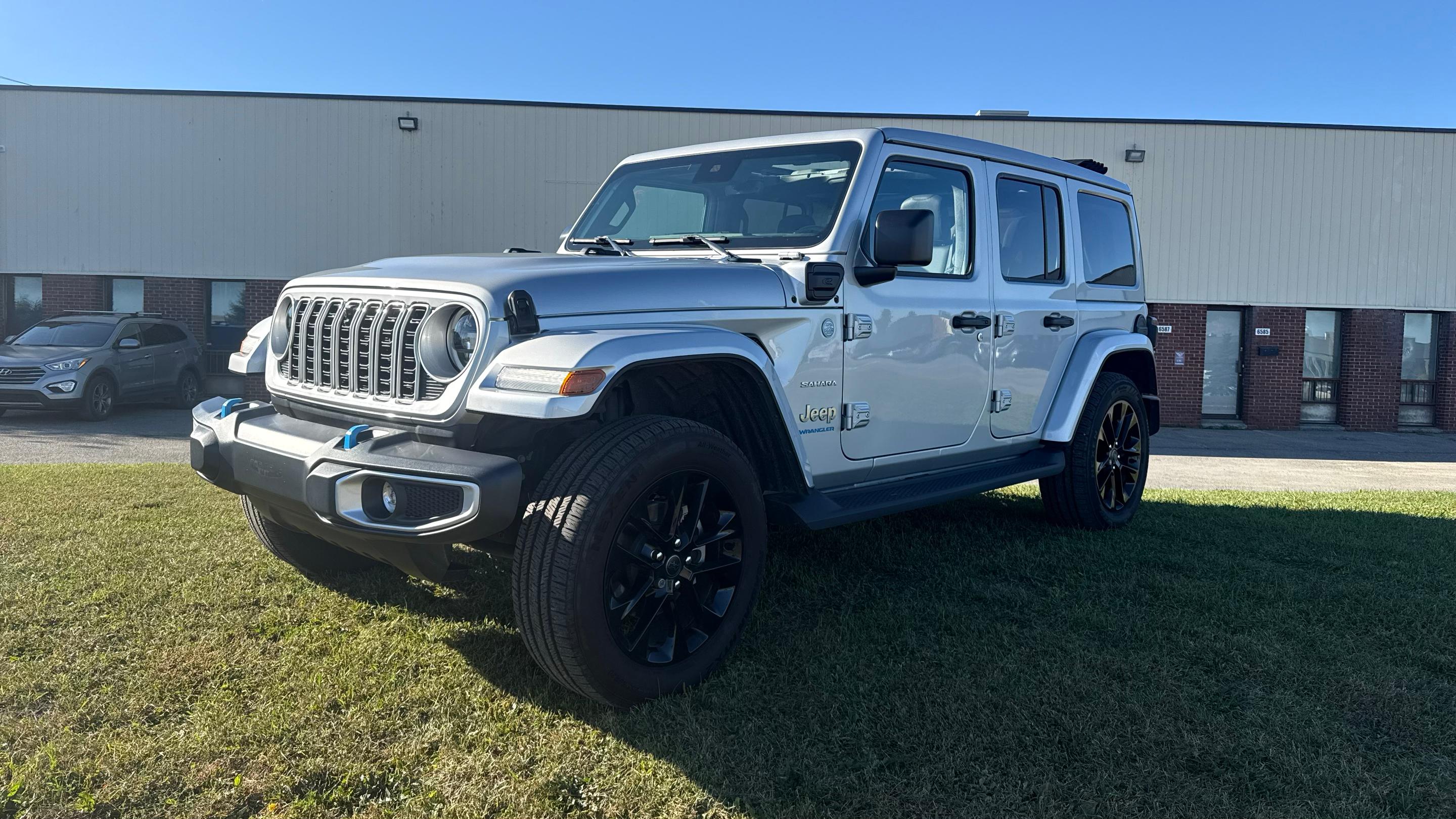 Jeep Wrangler 4xe 2024 in Montréal, QC