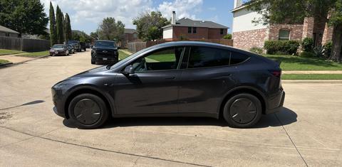 Tesla Model Y 2026
