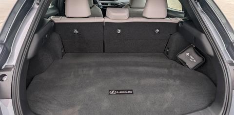 Lexus UX 2019