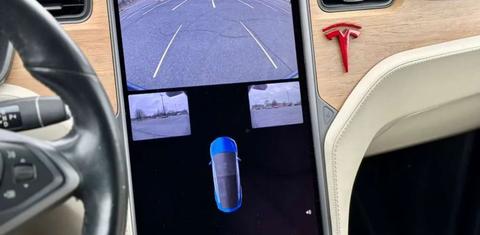 Tesla Model X 2019