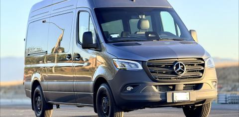 Mercedes-Benz Sprinter 2025