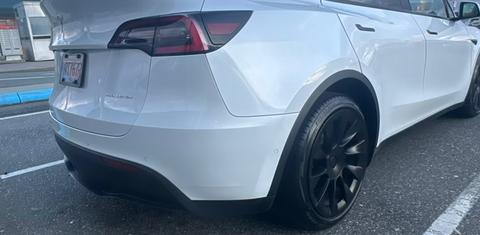 Tesla Model Y 2021