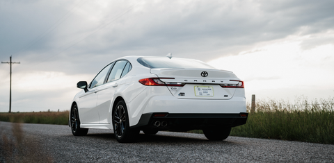 Toyota Camry Hybrid 2025
