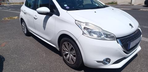 Peugeot 208 2013