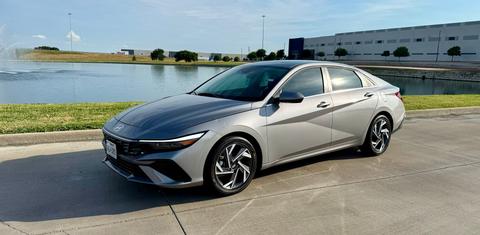 Hyundai Elantra 2025