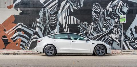 Tesla Model 3 2022