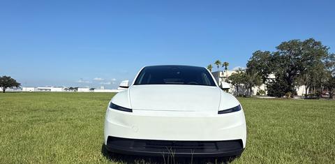 Tesla Model Y 2026