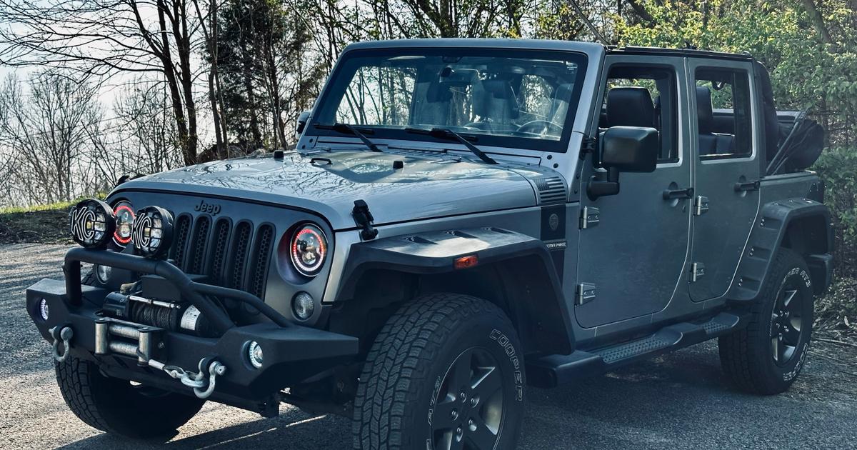 Jeep Wrangler Unlimited 2016 rental in Knoxville, TN by Jordan L. Turo