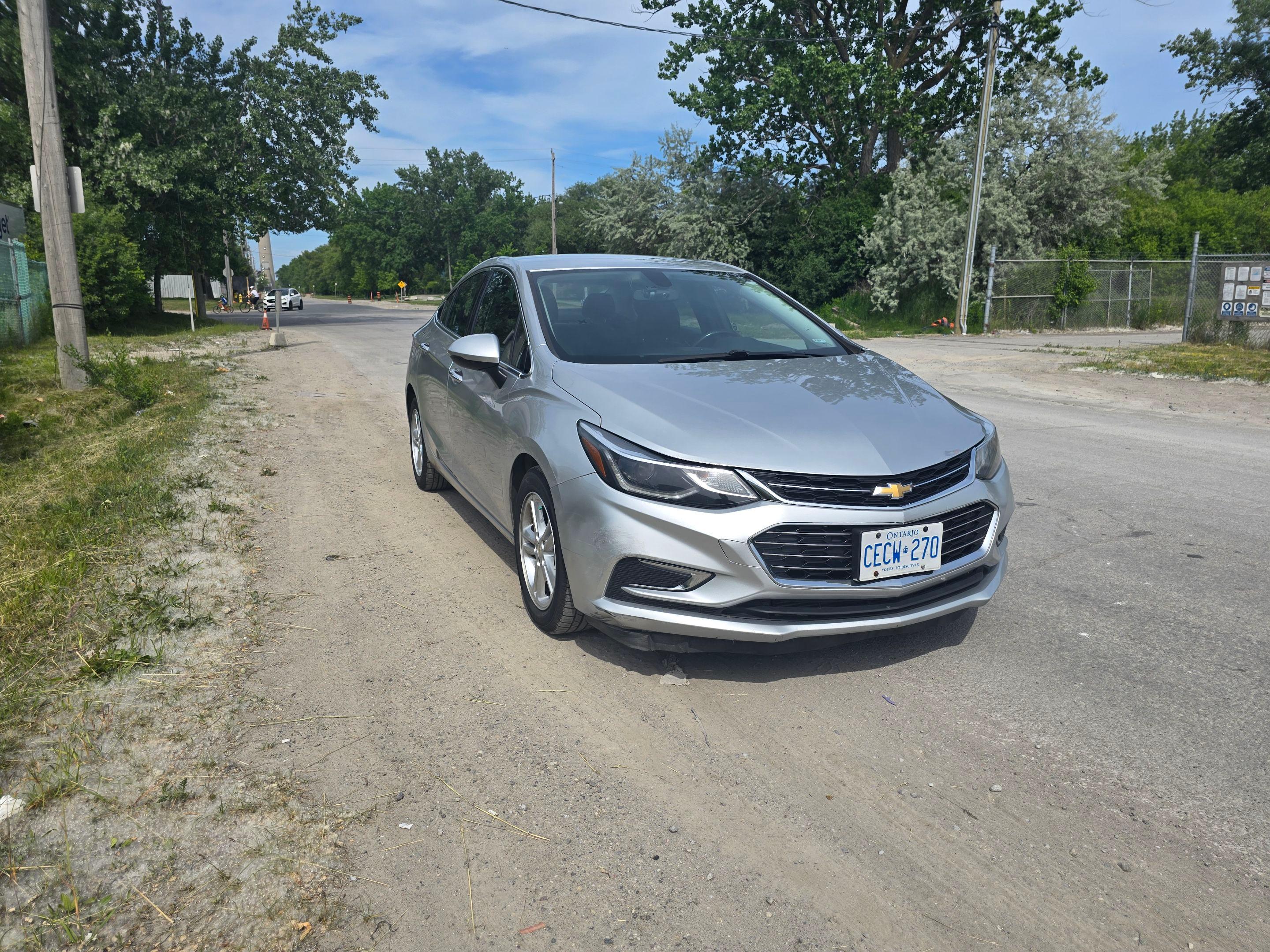 Chevrolet Cruze 2017 in Toronto, ON