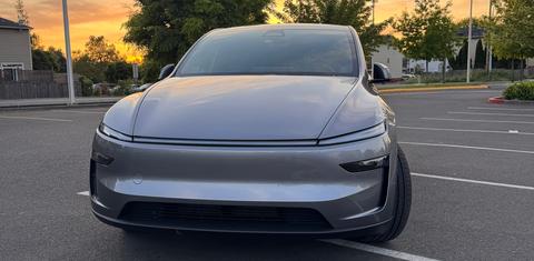 Tesla Model Y 2026