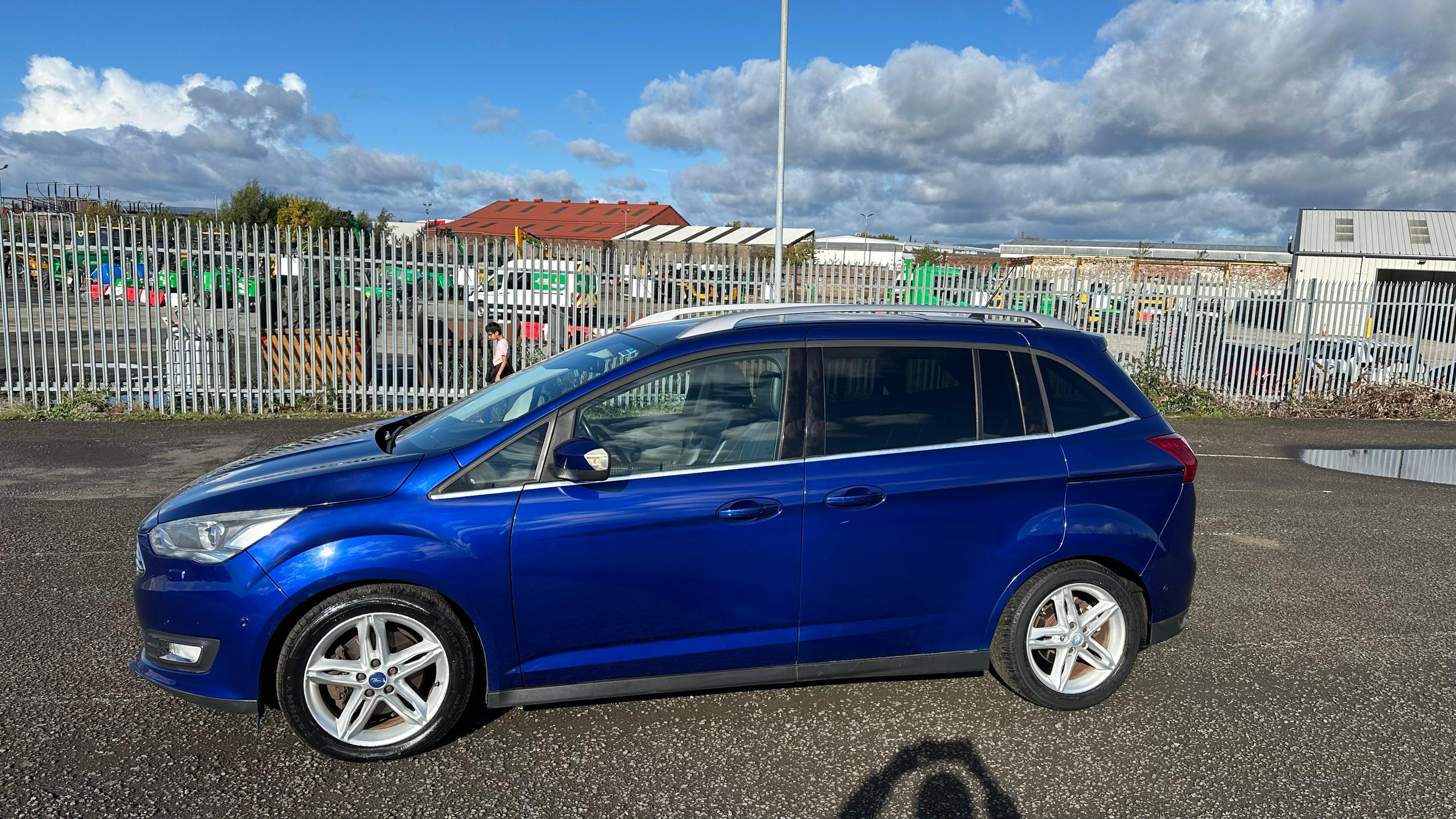 Ford Grand C-Max 2016 à Glasgow