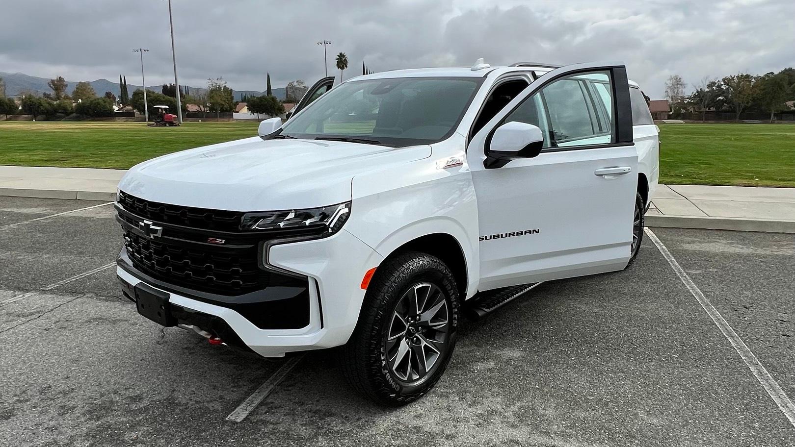 Chevrolet Suburban 2023 in Beaumont, CA