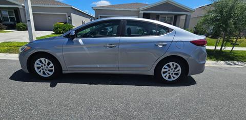 Hyundai Elantra 2017