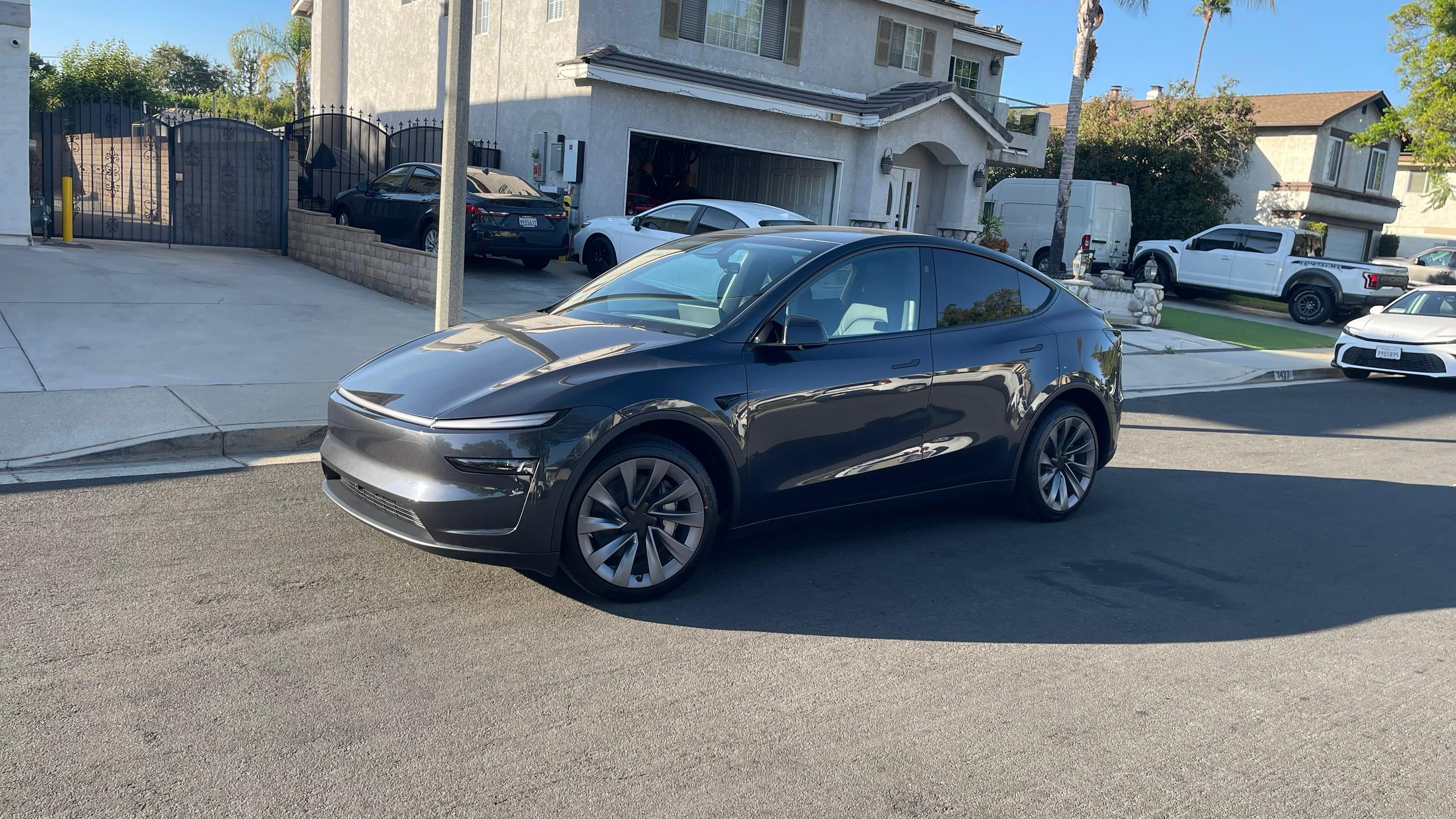 Tesla Model Y 2026 in Covina, CA