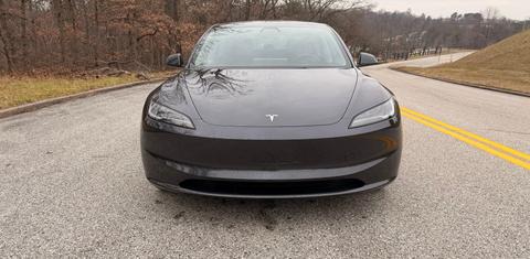Tesla Model 3 2025