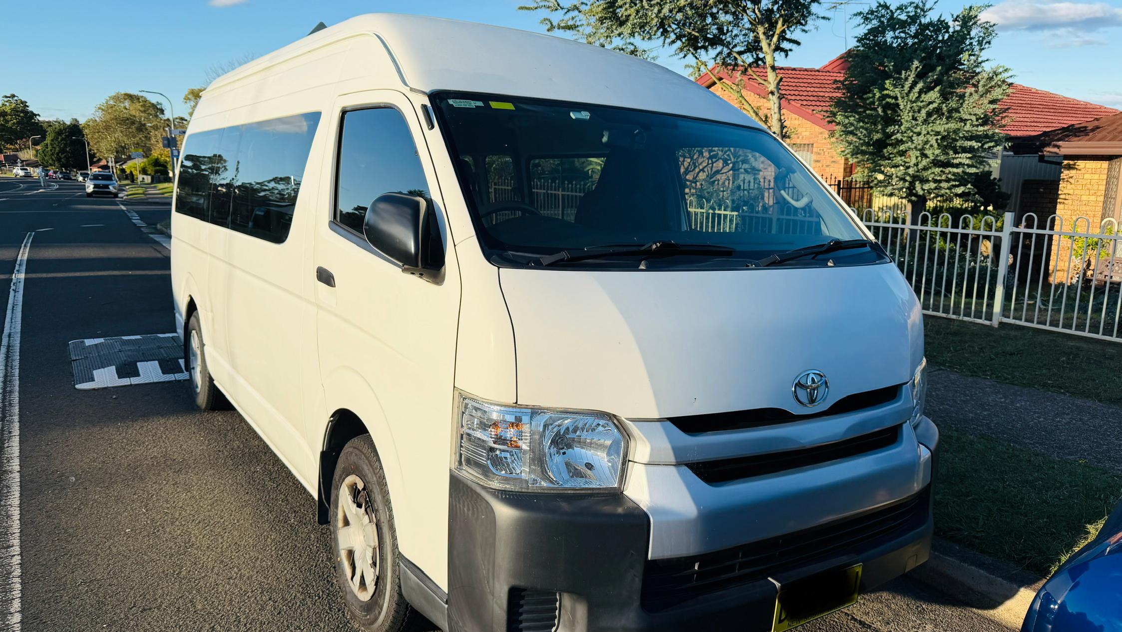 Toyota HIACE 2015 in Saint Andrews