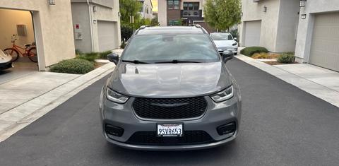 Chrysler Pacifica 2022