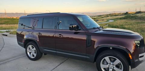 Land Rover Defender 2023