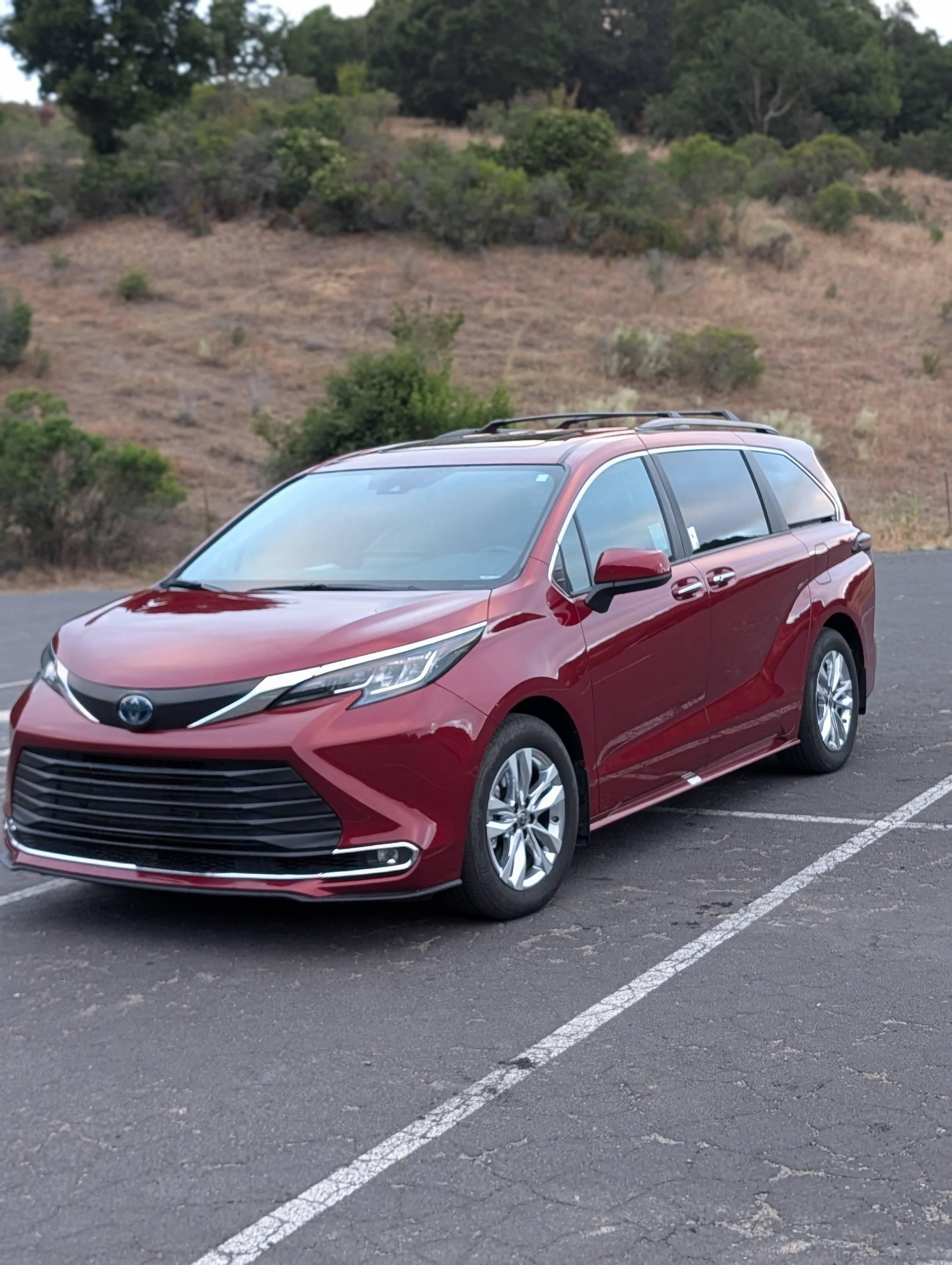 Toyota Sienna 2025 in Castro Valley, CA