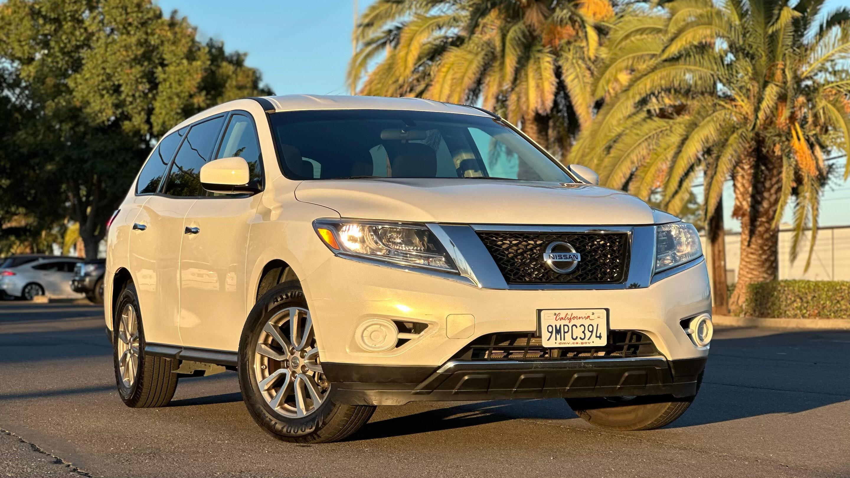 Nissan Pathfinder 2014 in Roseville, CA