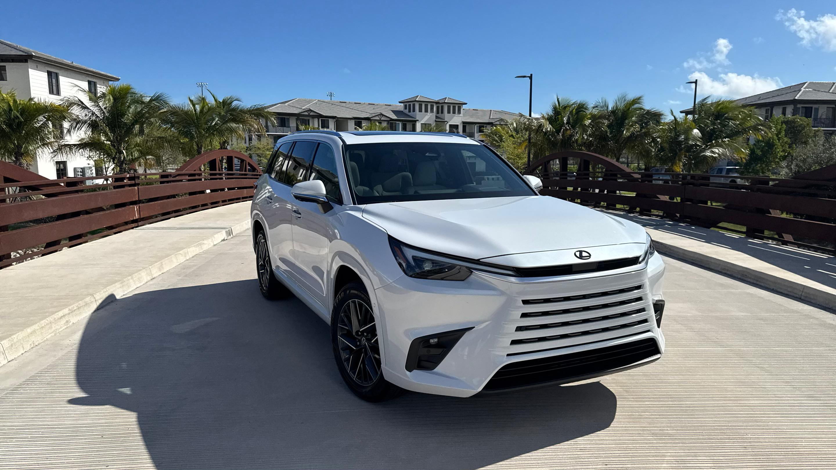 Lexus TX 2026 in Hollywood, FL