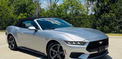 Ford Mustang 2024