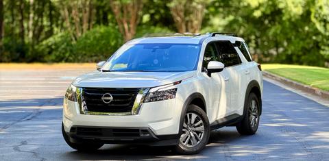 Nissan Pathfinder 2025