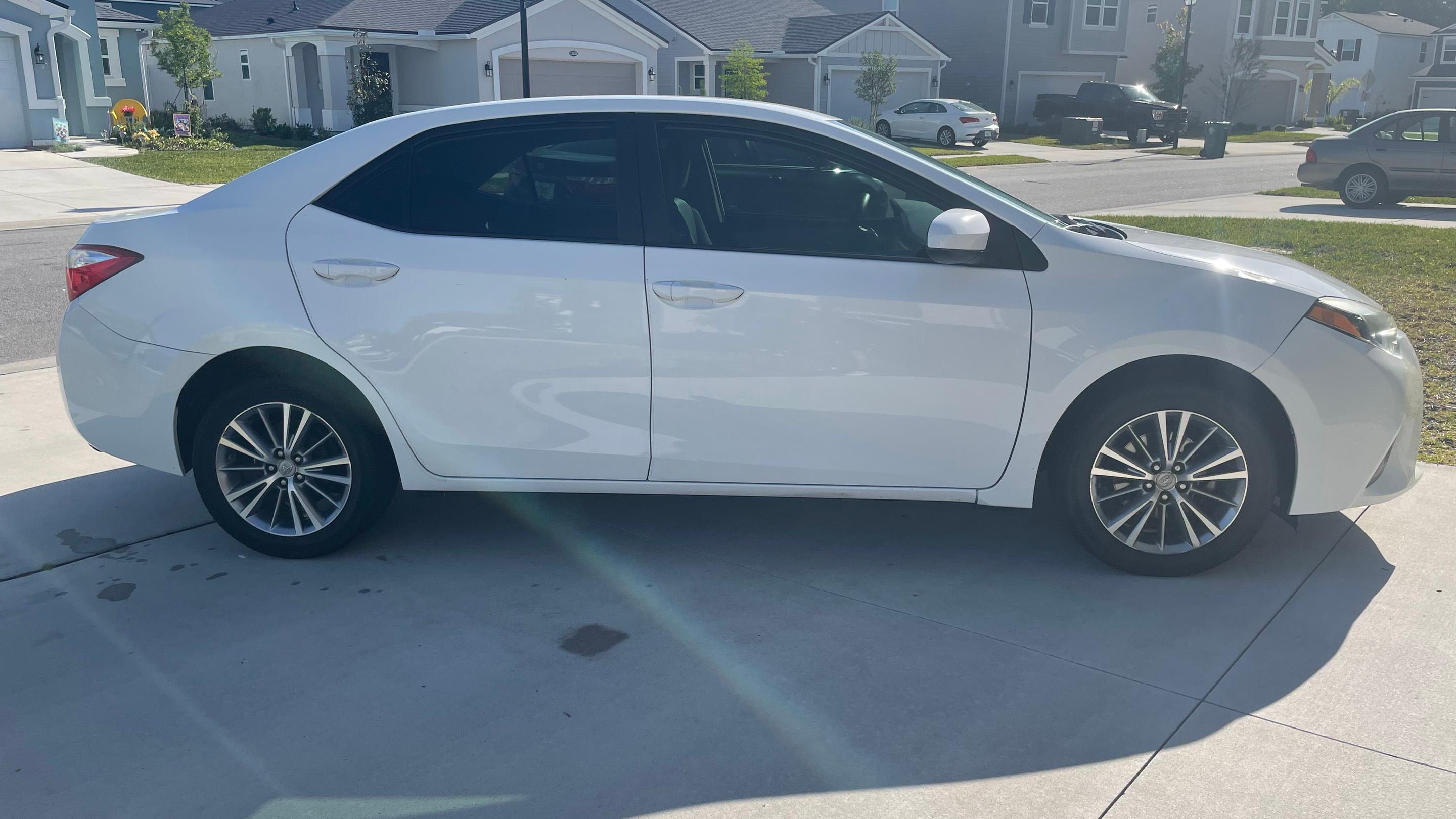 Toyota Corolla 2015 in Jacksonville, FL