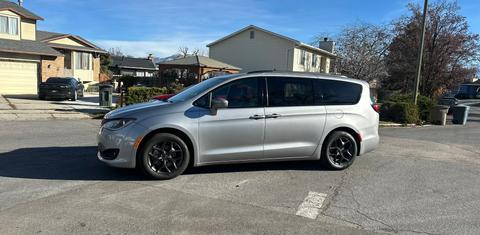 Chrysler Pacifica 2018