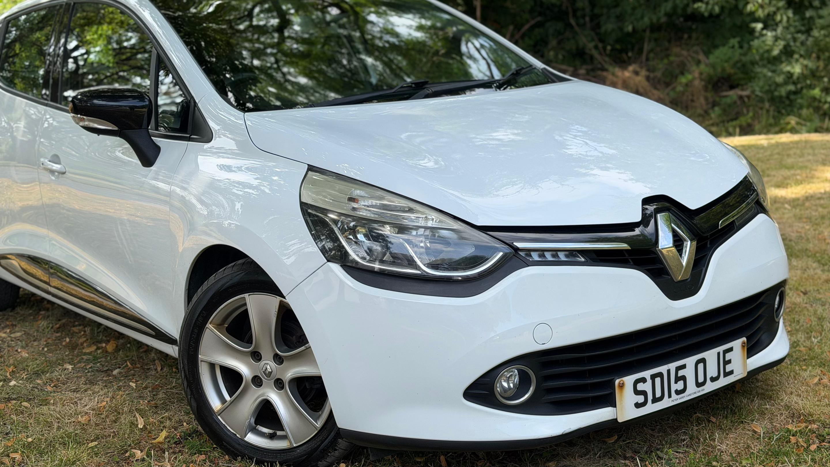 Renault Clio 2015 in Burnley